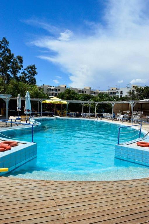 Hotel Vergina ラゴニッシ エクステリア 写真