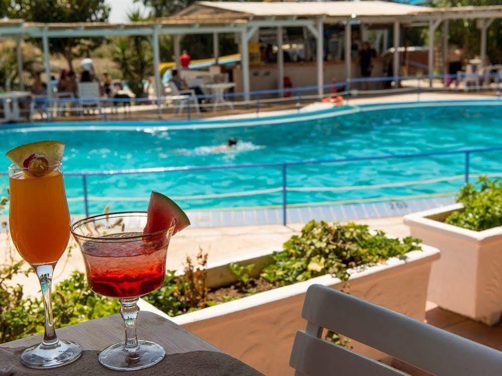 Hotel Vergina ラゴニッシ エクステリア 写真