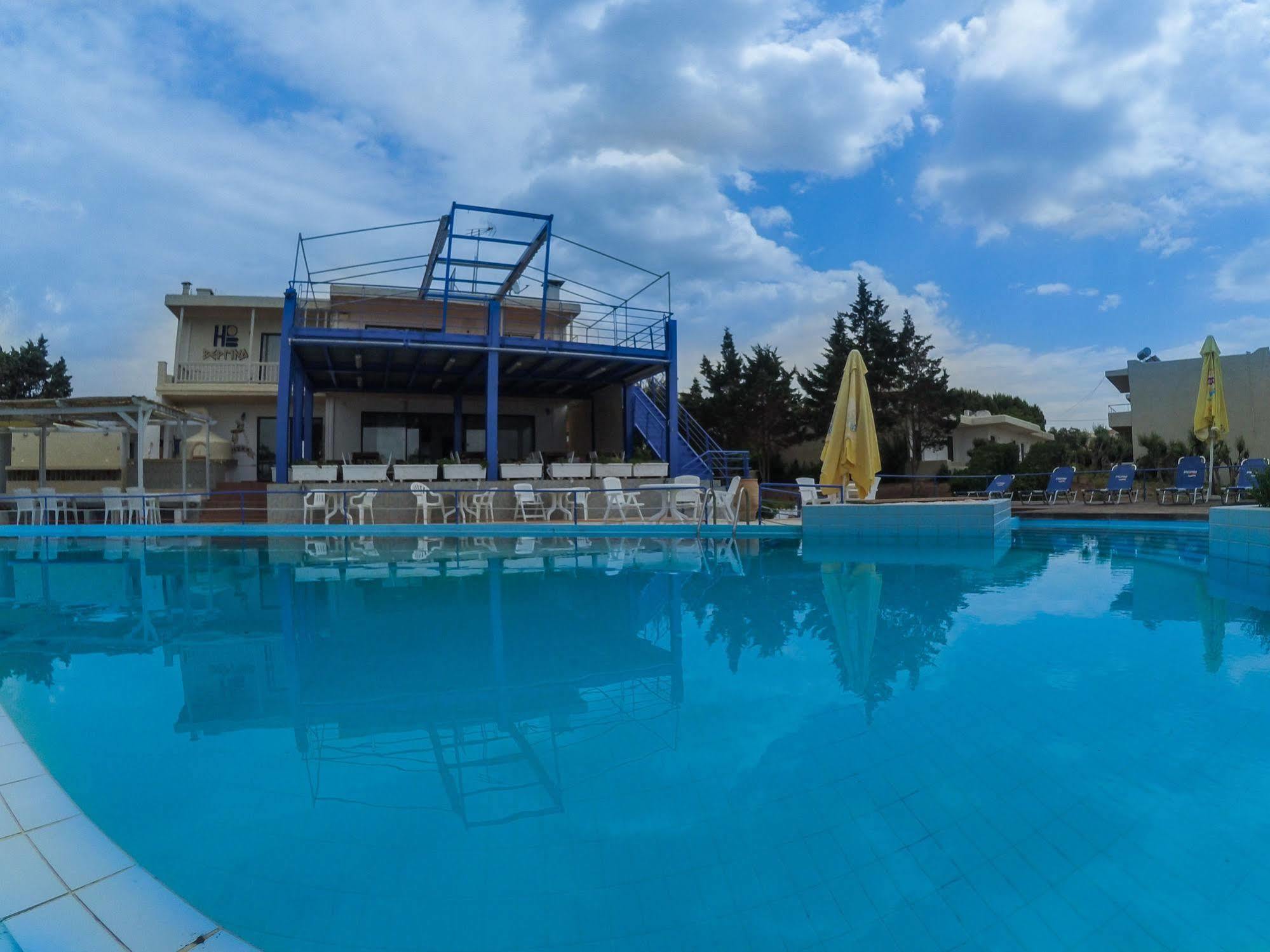 Hotel Vergina ラゴニッシ エクステリア 写真