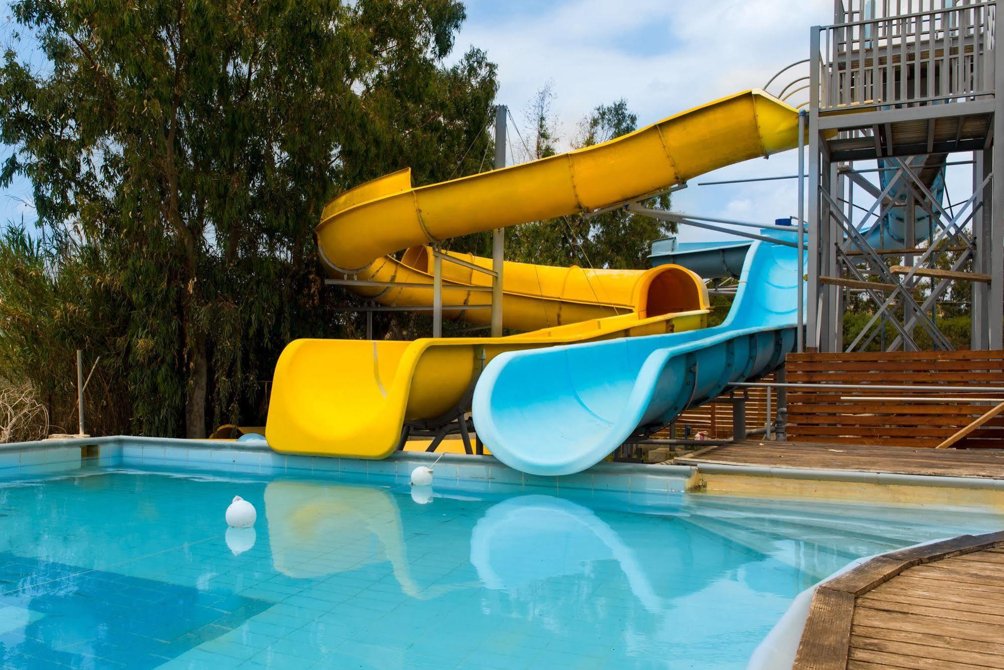 Hotel Vergina ラゴニッシ エクステリア 写真